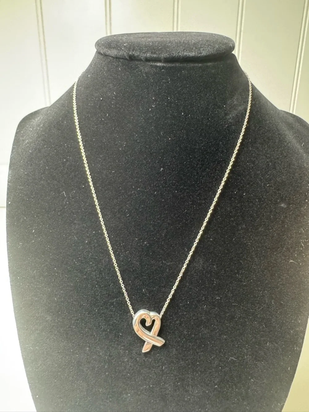 Tiffany & Co Women’s Silver Loving Heart Pendant Necklace Paloma Picasso 925